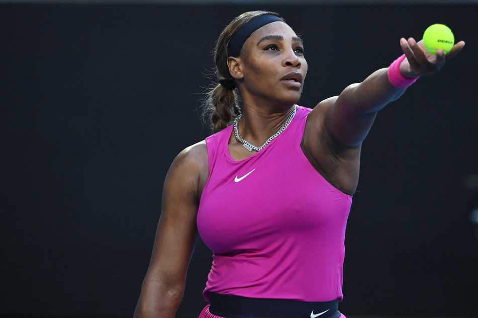 Australian Open play resumes after Covid-19 scare