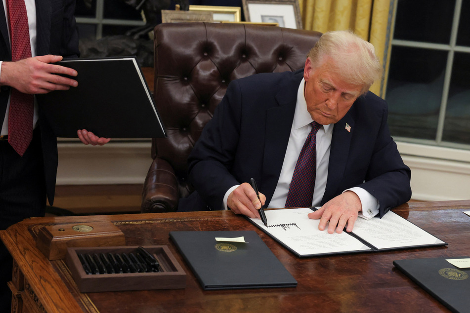 Trump's executive orders at a glance: Attacks on immigrants' rights, pardons for rioters, and more